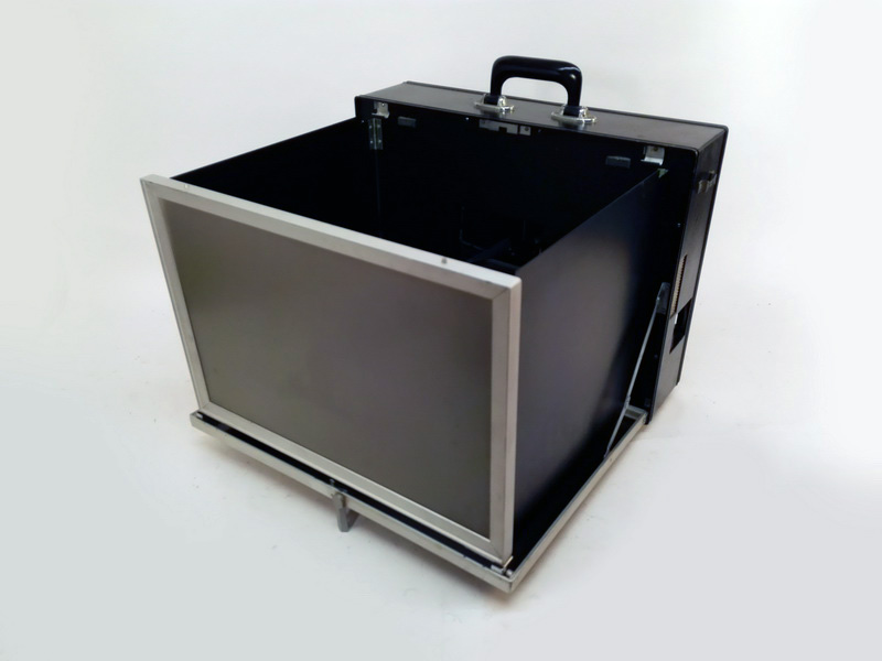 maletin retroproyector diapositivas metal 37-43x46x16-46 1u